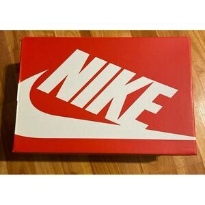 Nike empty shoe box‎